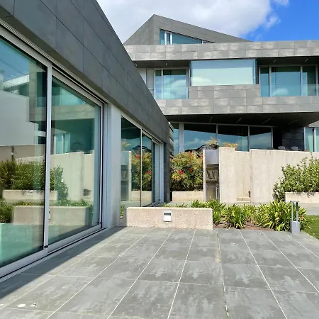 Tres Prismas Exclusive * Sarria