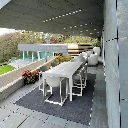 Tres Prismas Exclusive *