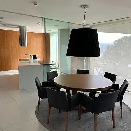 Tres Prismas Exclusive Sarria