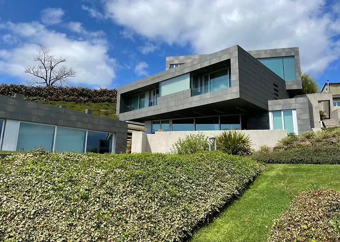 Tres Prismas Exclusive