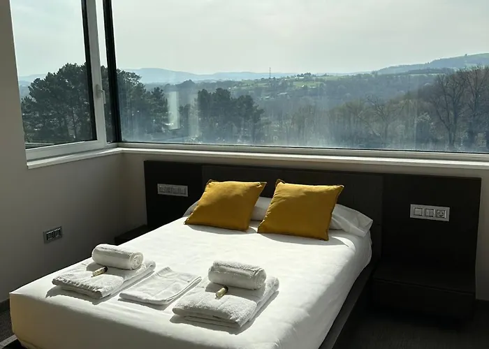 Tres Prismas Exclusive Sarria