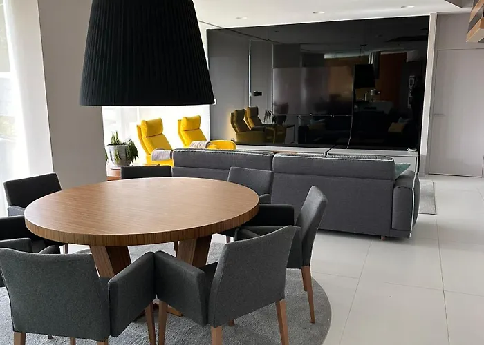 Tres Prismas Exclusive *